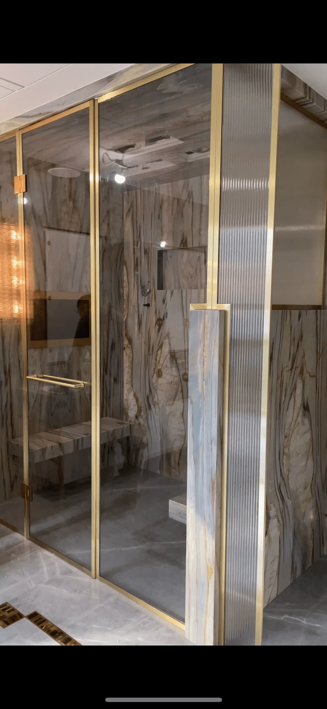 Bathroom Gallery project photo 1