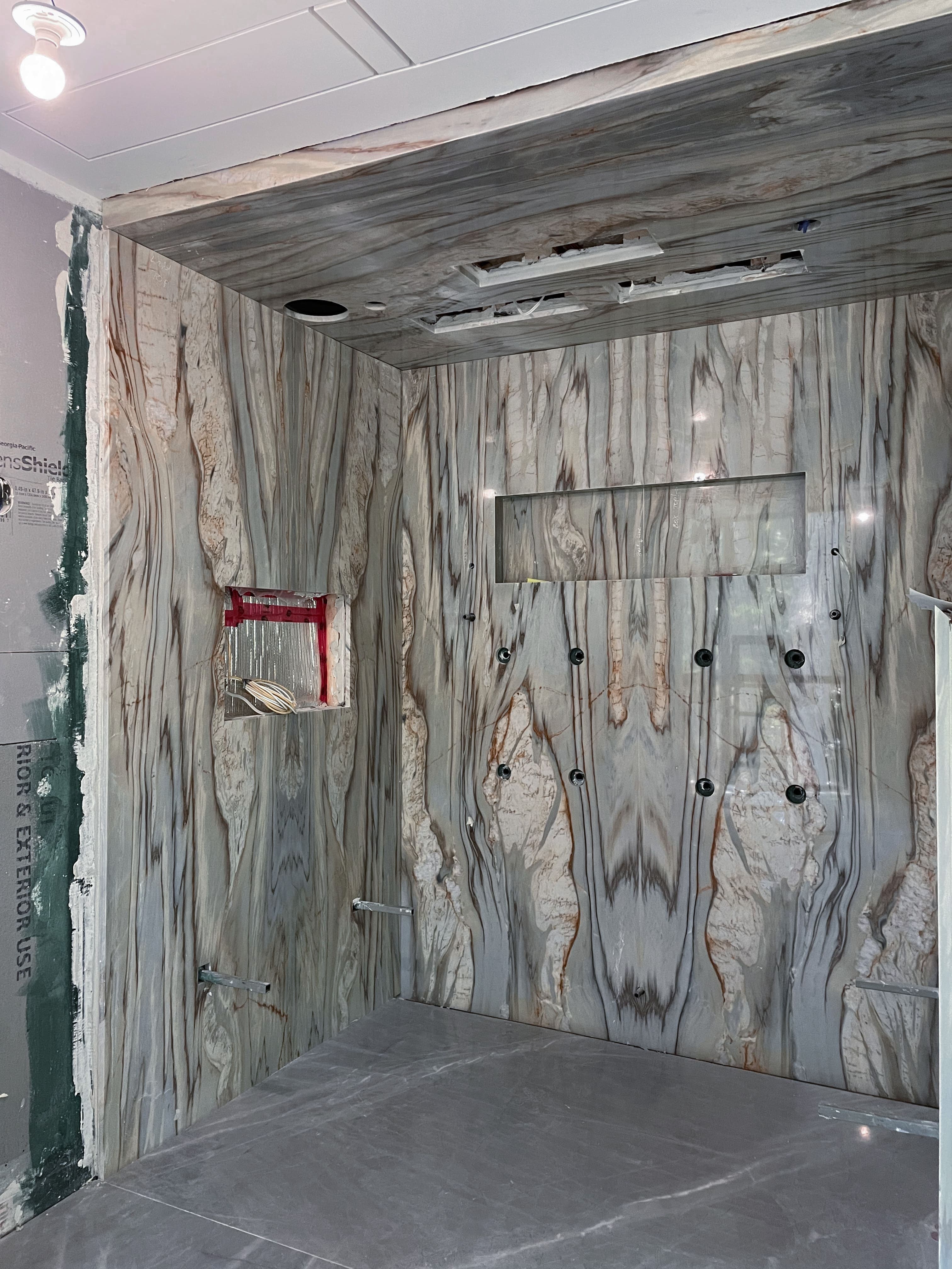Bathroom Gallery project photo 10