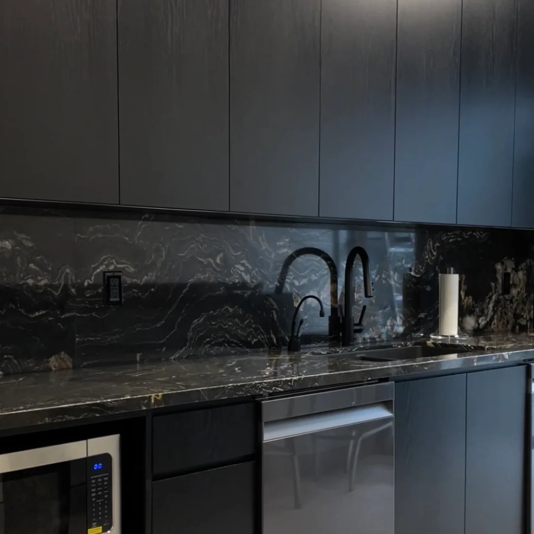 Kitchen tiling