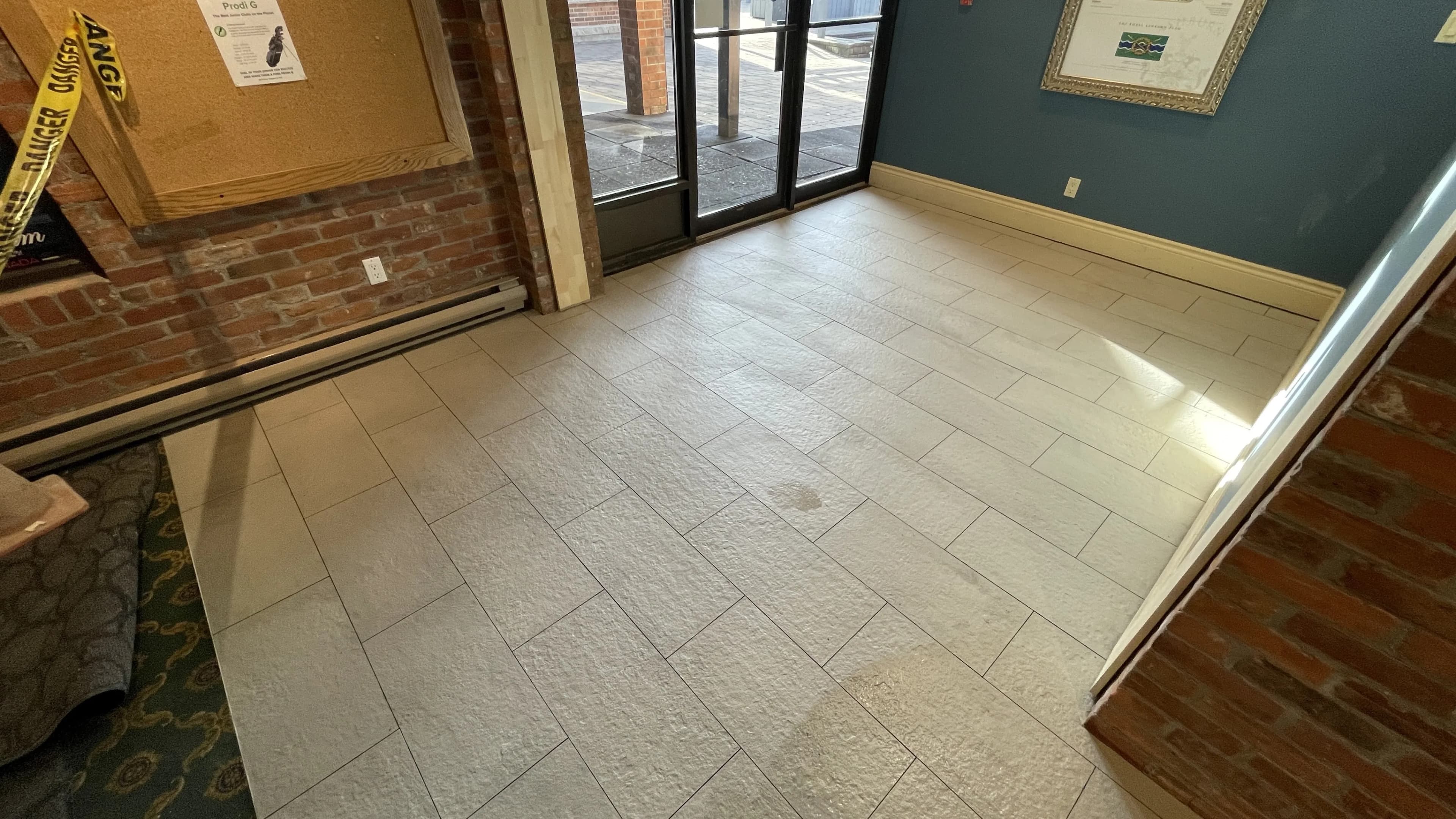 Stone slabs & Commercial projects gallery project photo 22